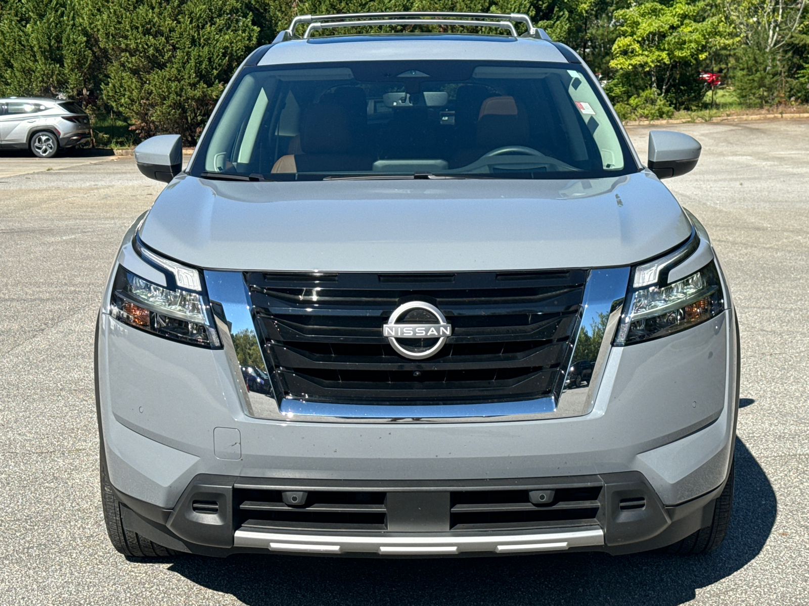 2023 Nissan Pathfinder Platinum 2