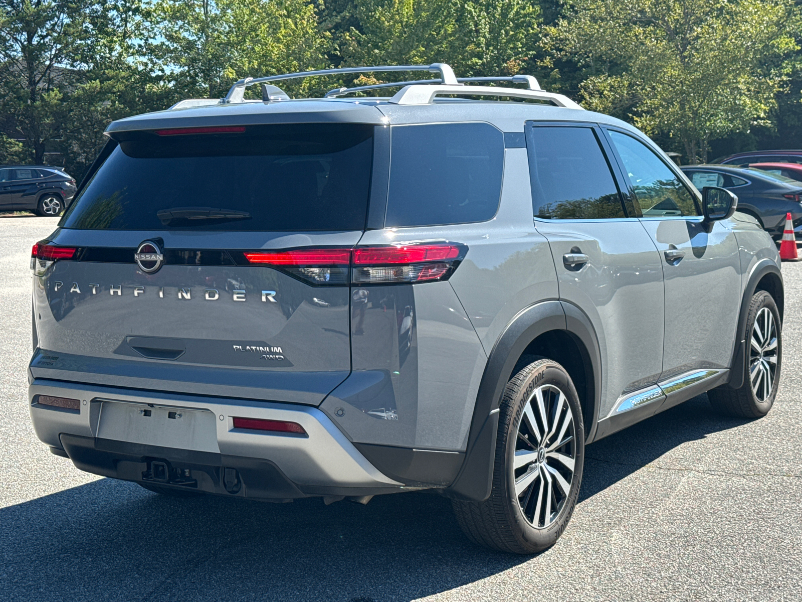 2023 Nissan Pathfinder Platinum 5