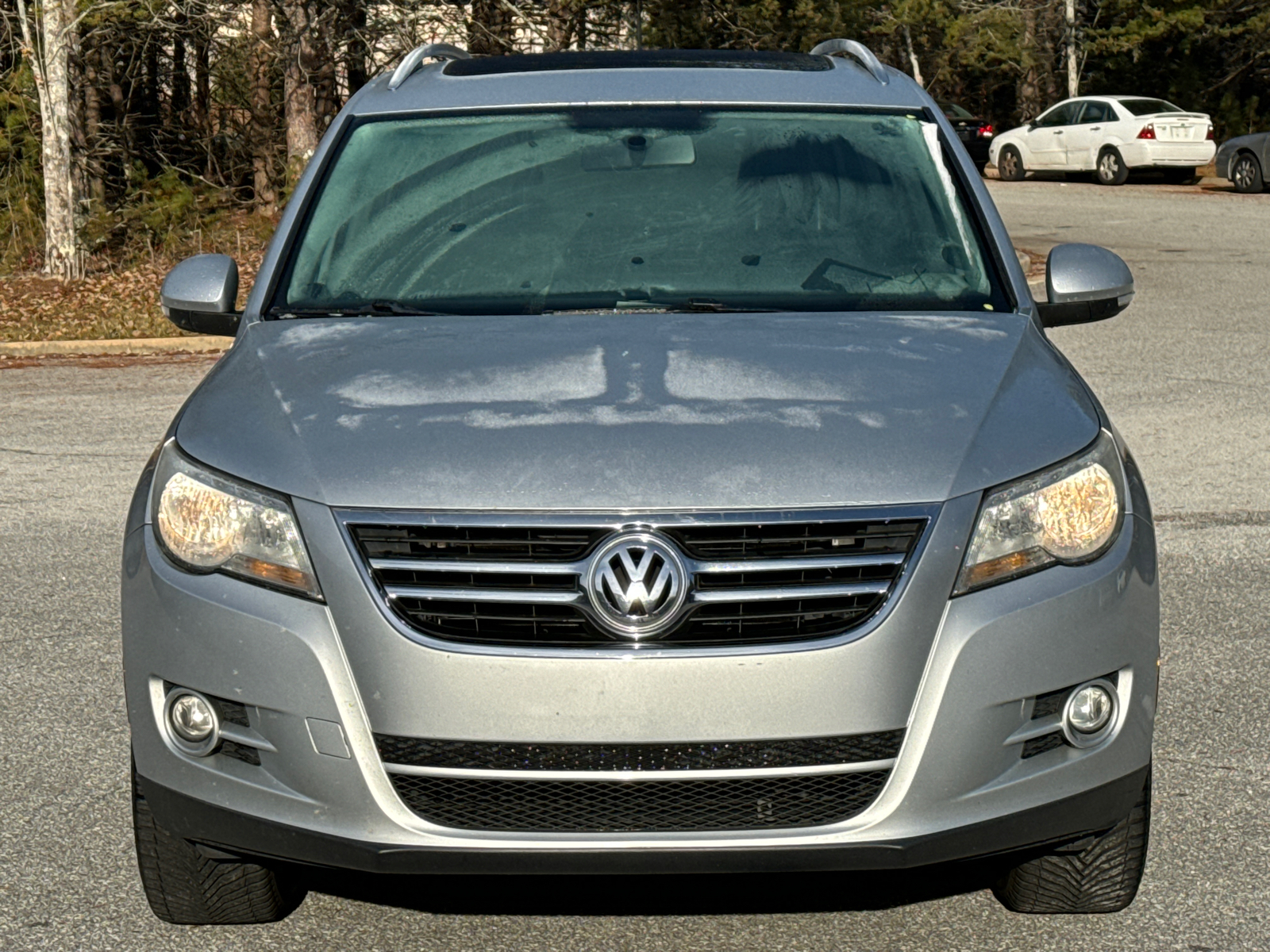 2011 Volkswagen Tiguan SE 2