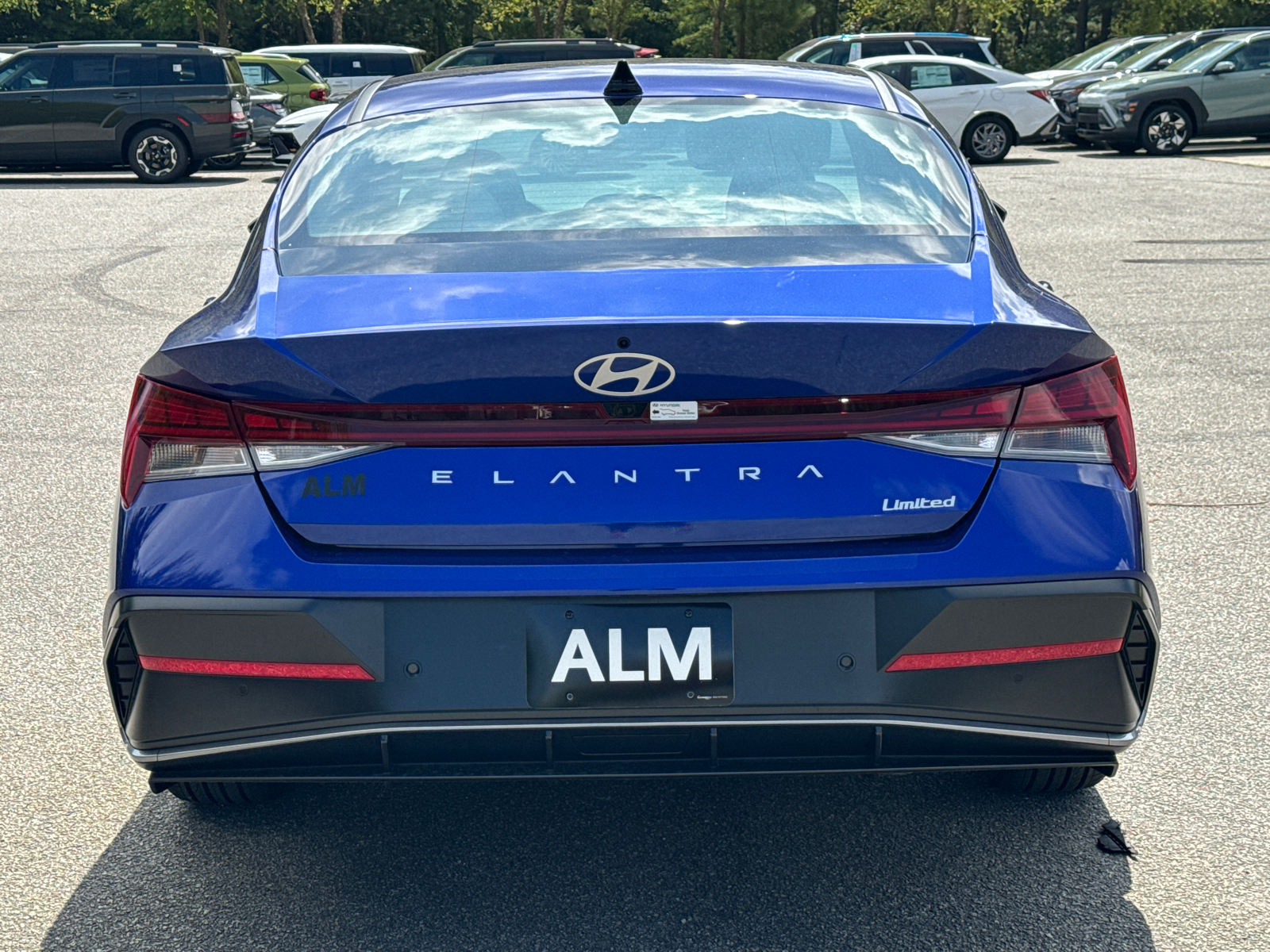 2024 Hyundai Elantra Limited 8