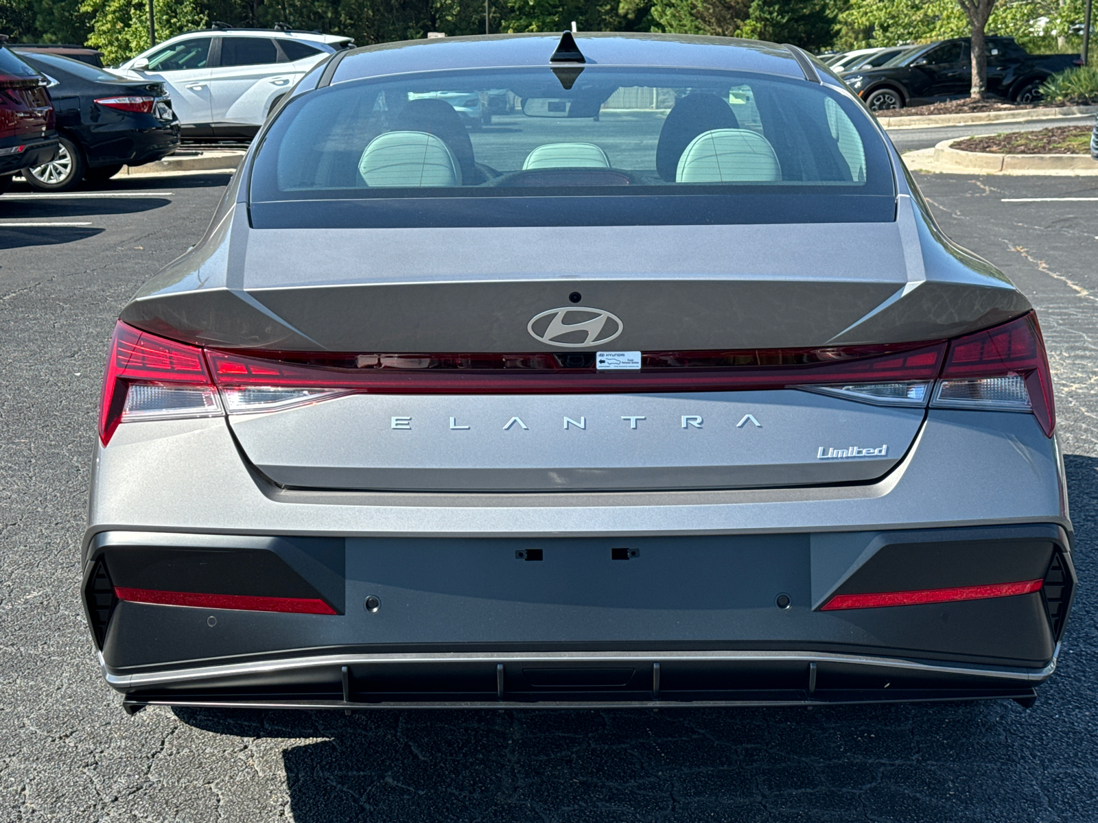 2024 Hyundai Elantra Limited 6