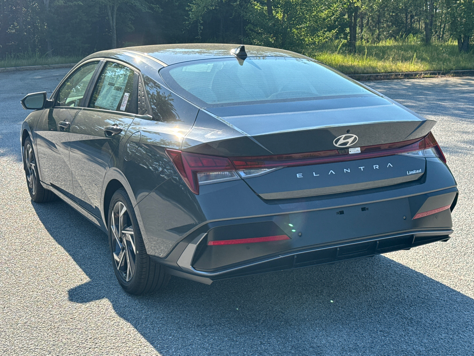 2024 Hyundai Elantra Limited 9