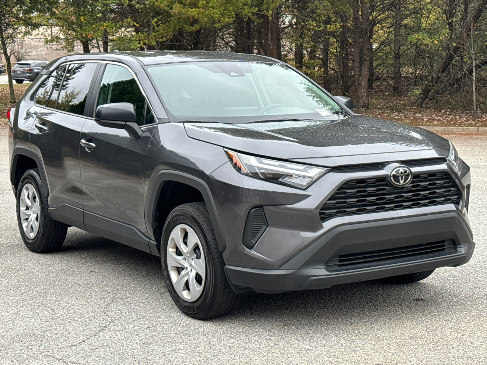 2024 Toyota RAV4 LE 3