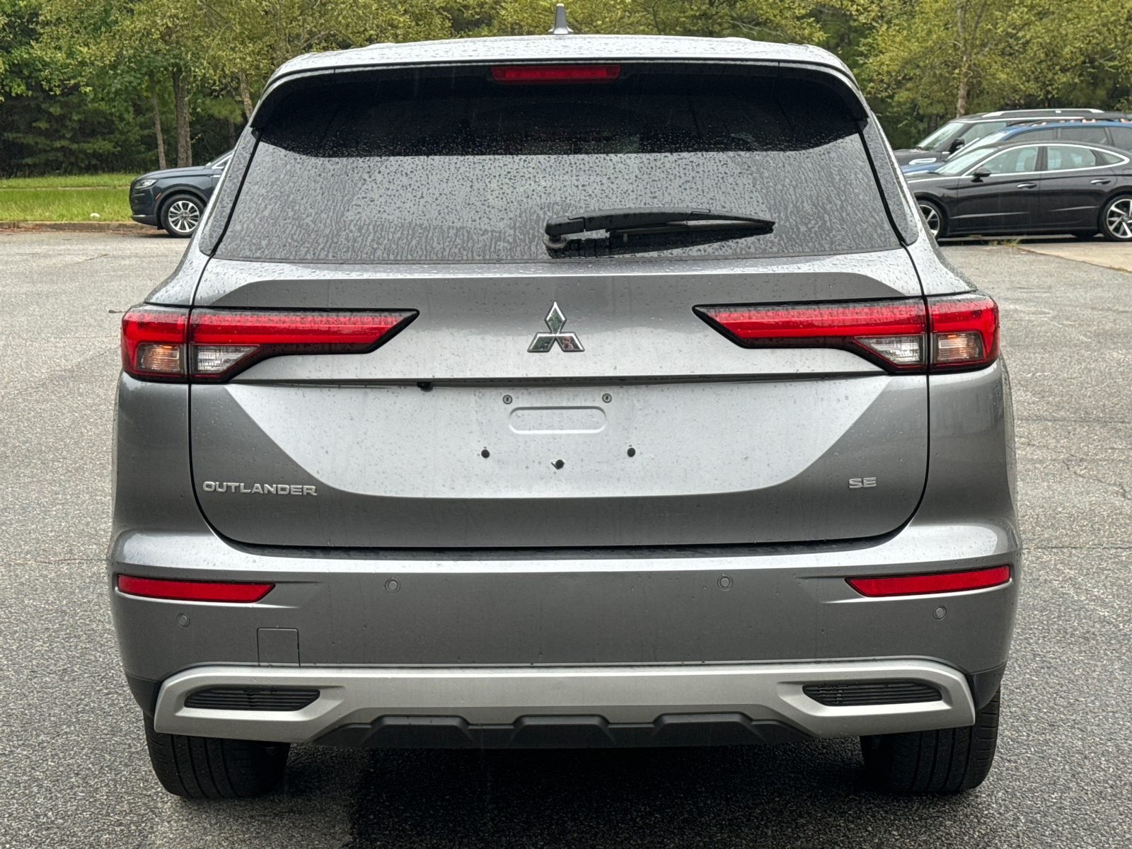 2024 Mitsubishi Outlander SE 6