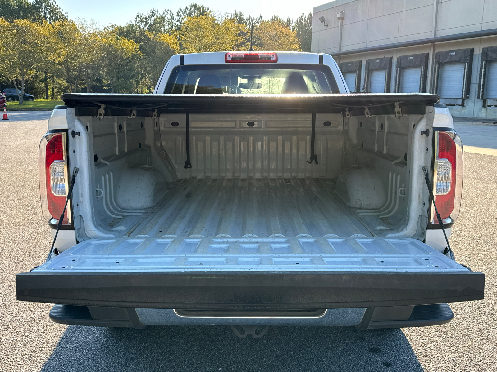 2017 GMC Canyon Base 16