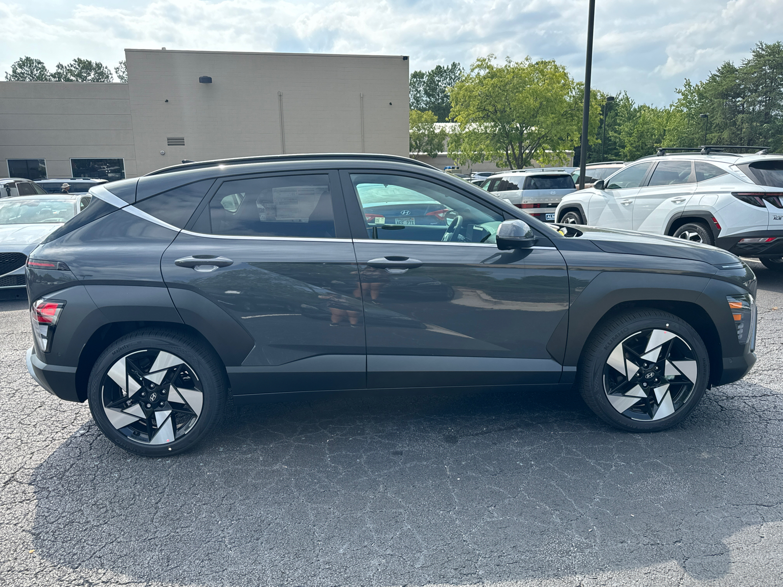 2025 Hyundai Kona Limited 4