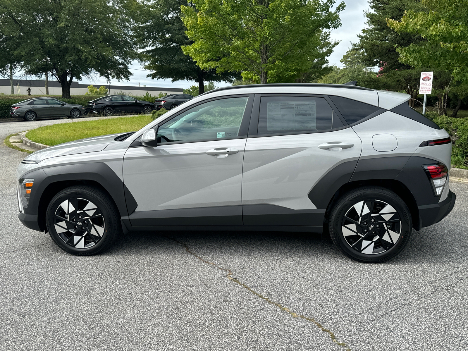 2025 Hyundai Kona SEL 8