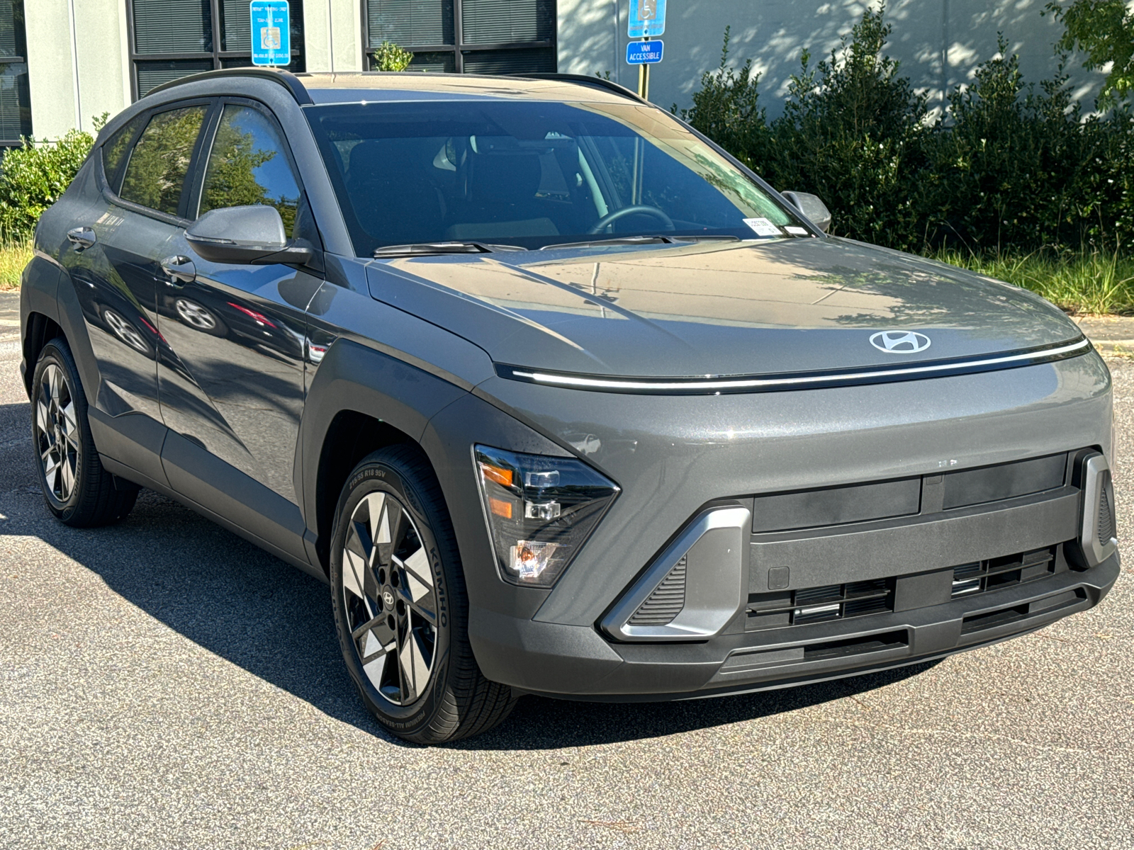 2025 Hyundai Kona SEL 3