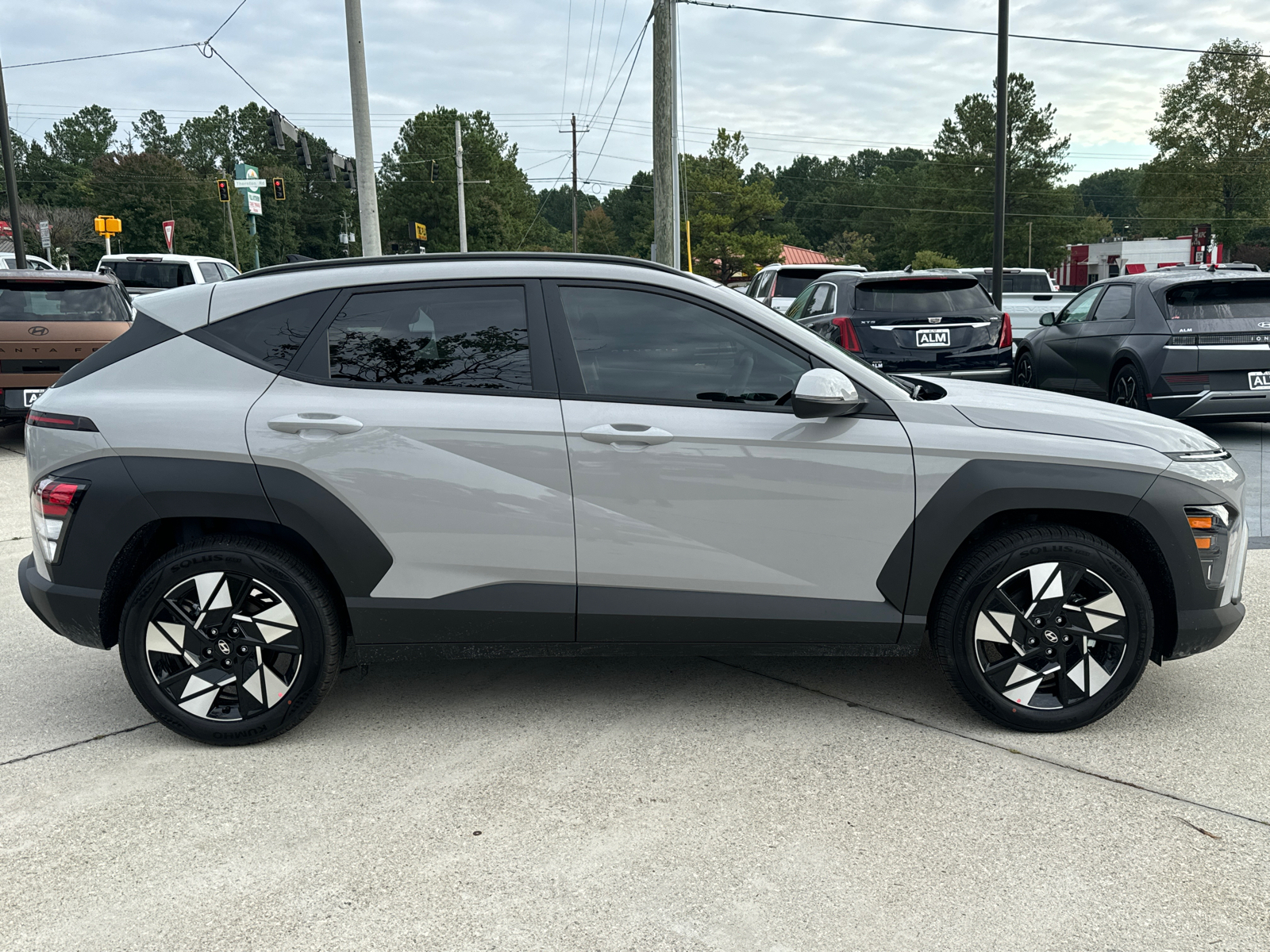 2025 Hyundai Kona SEL 4