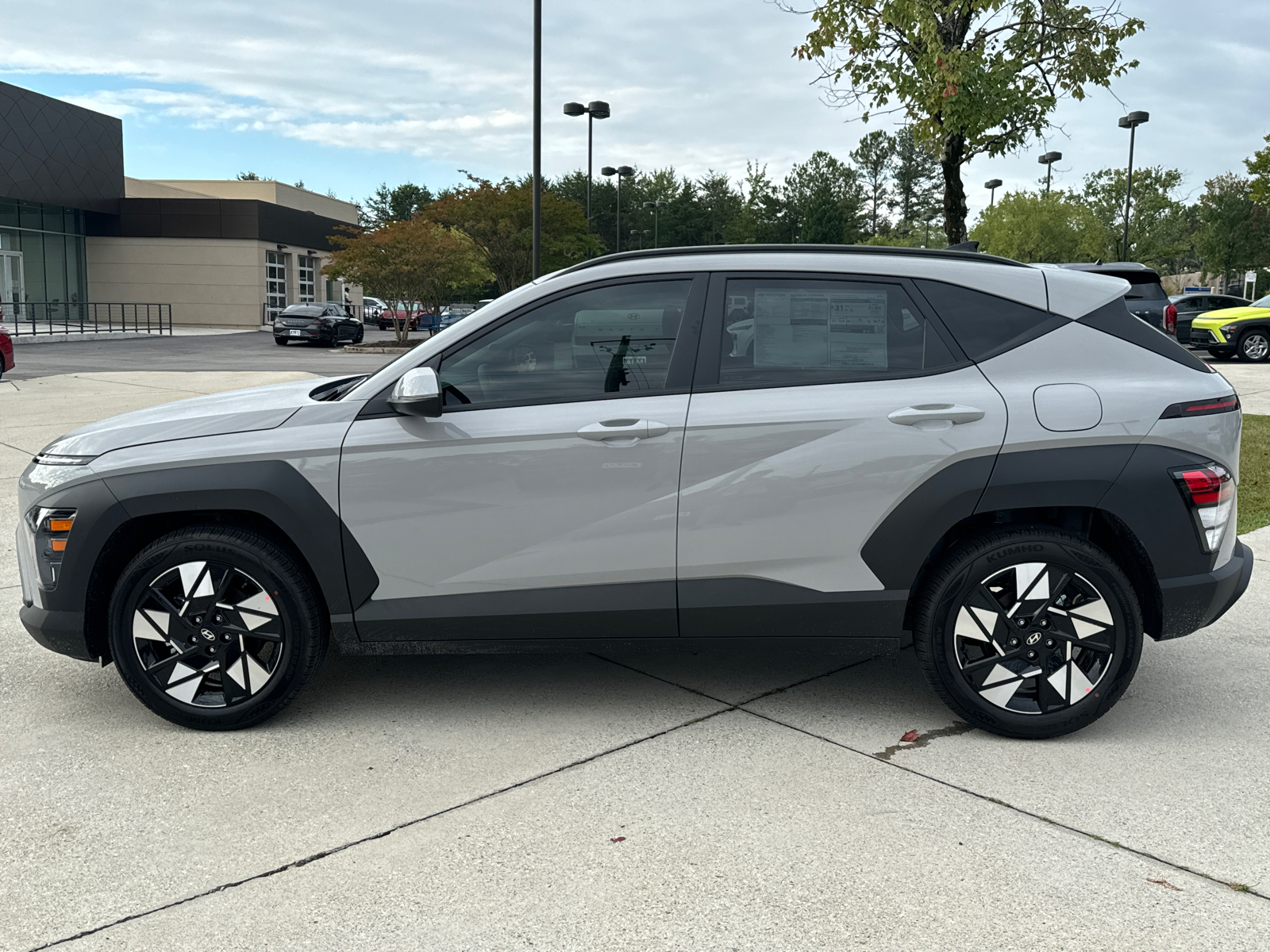 2025 Hyundai Kona SEL 8