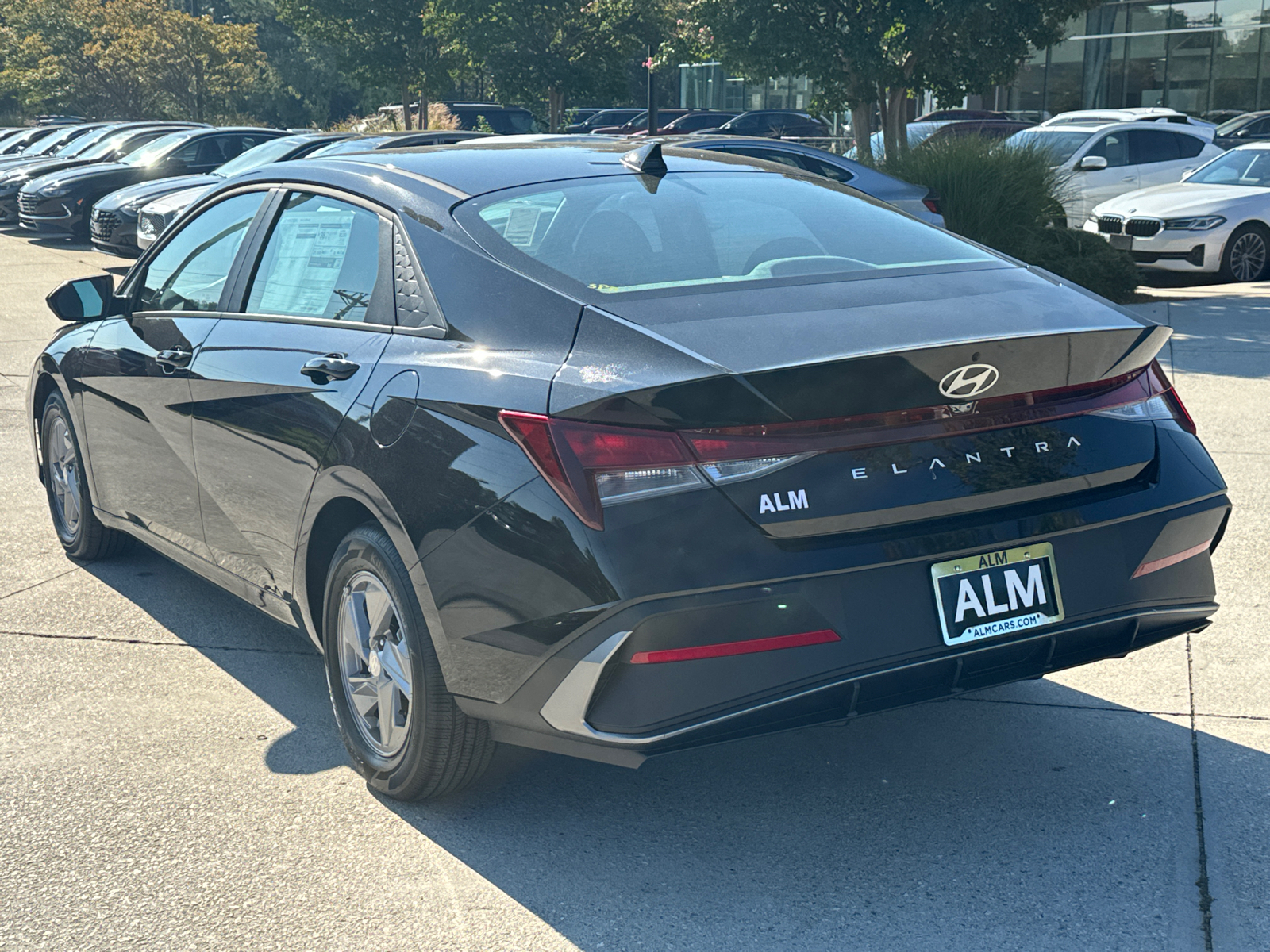 2025 Hyundai Elantra SE 7