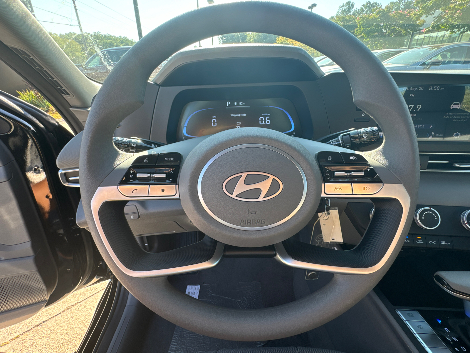 2025 Hyundai Elantra SE 25