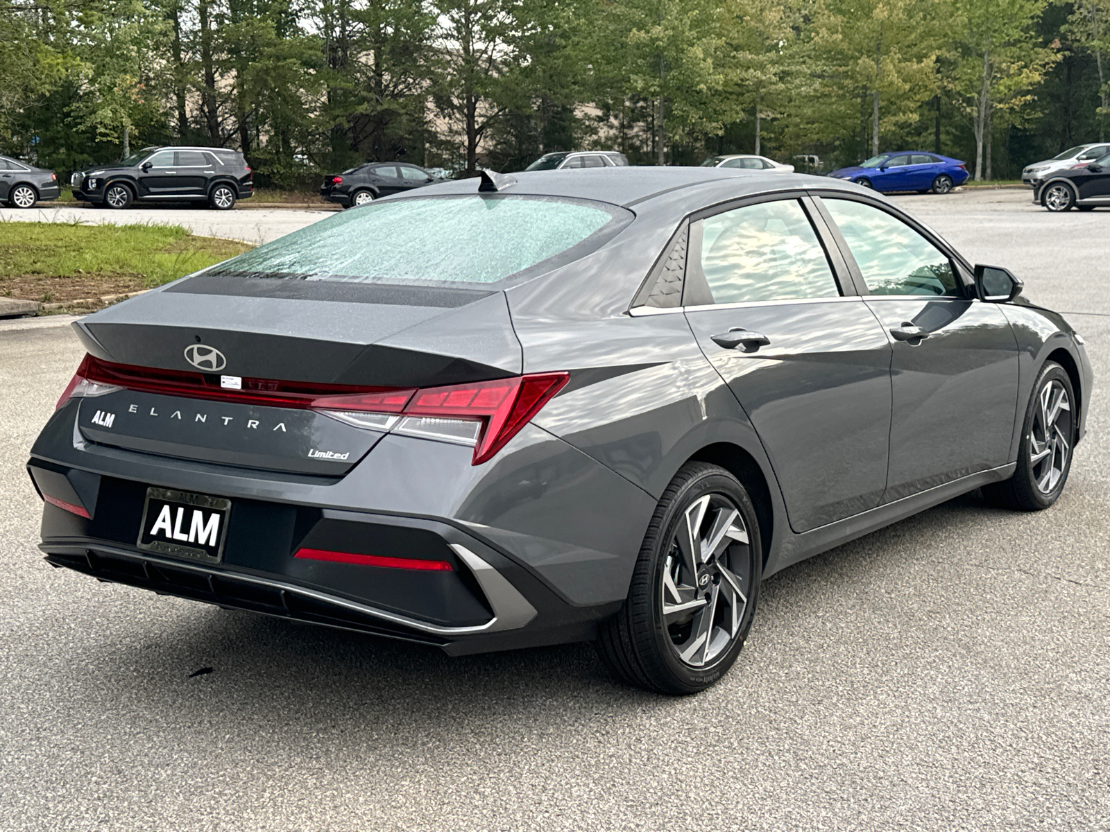 2025 Hyundai Elantra Limited 5