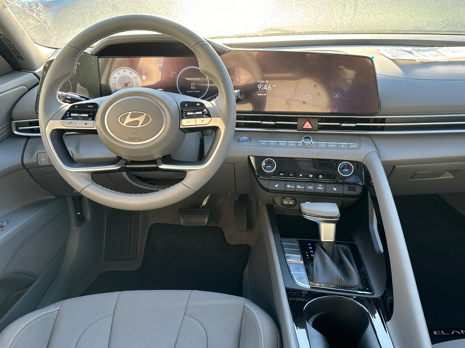 2025 Hyundai Elantra SEL 23