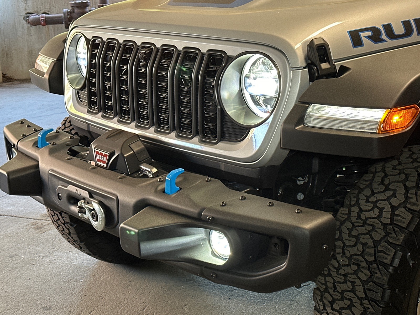 2024 Jeep Wrangler Rubicon 4xe 5