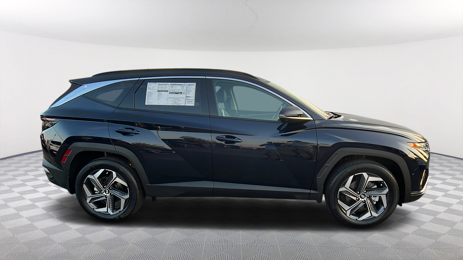 2024 Hyundai Tucson Hybrid Limited 4