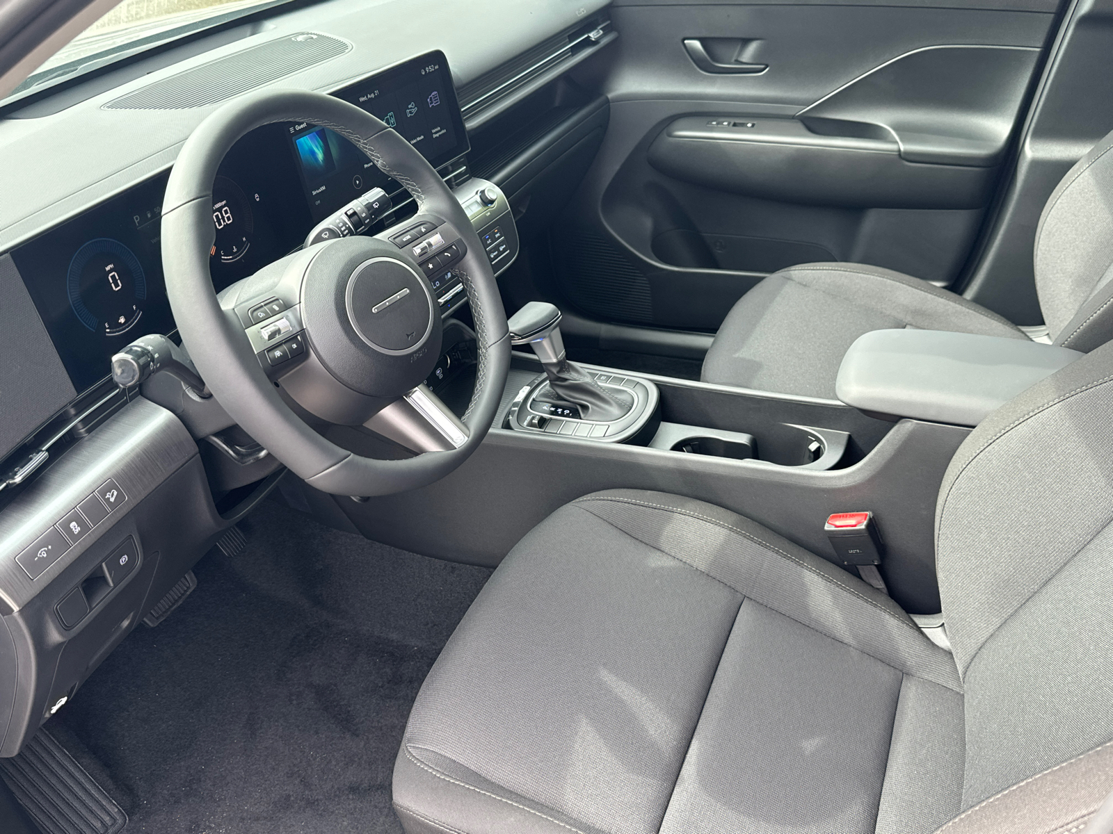 2025 Hyundai Kona SEL 9