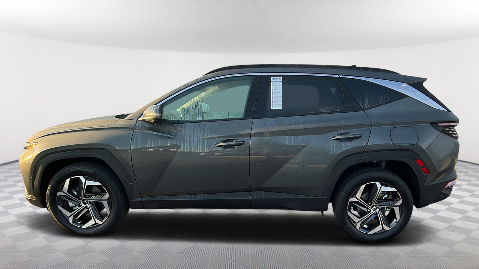 2024 Hyundai Tucson Hybrid Limited 8