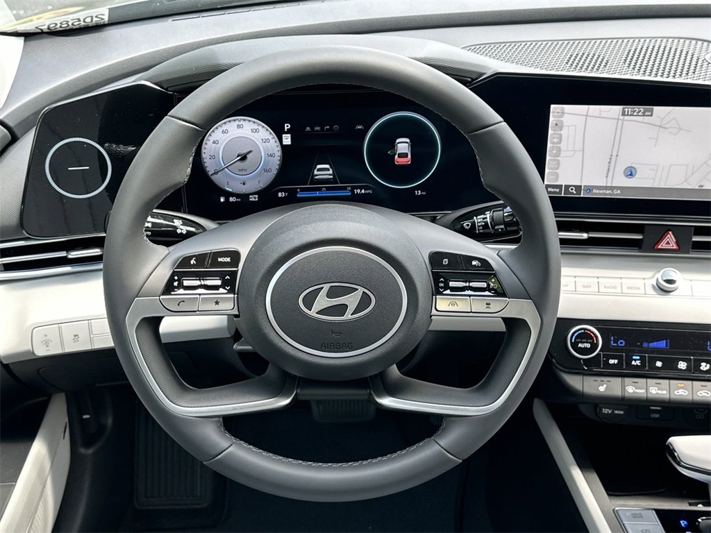 2024 Hyundai Elantra Limited 19