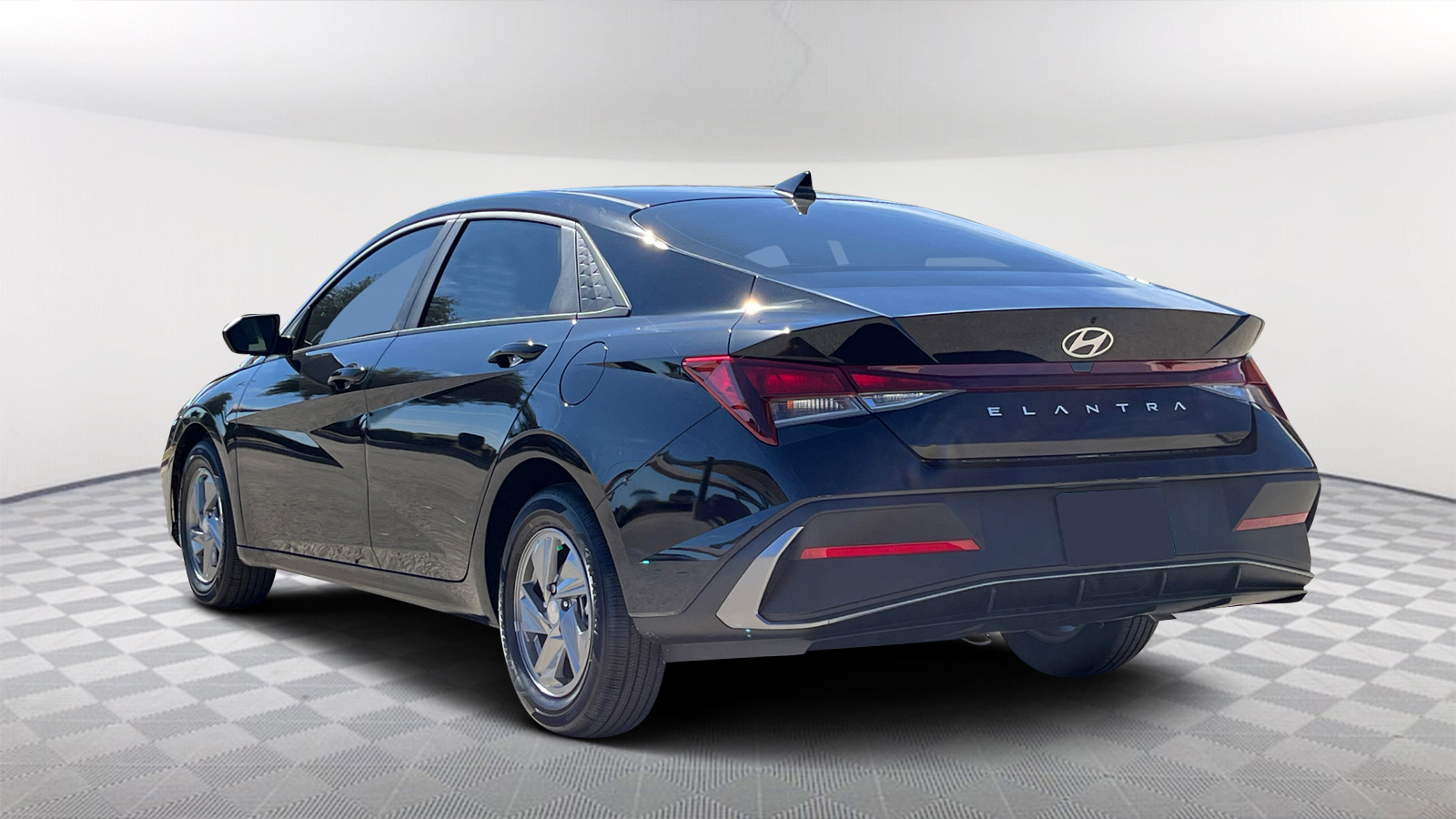 2024 Hyundai Elantra SE 6