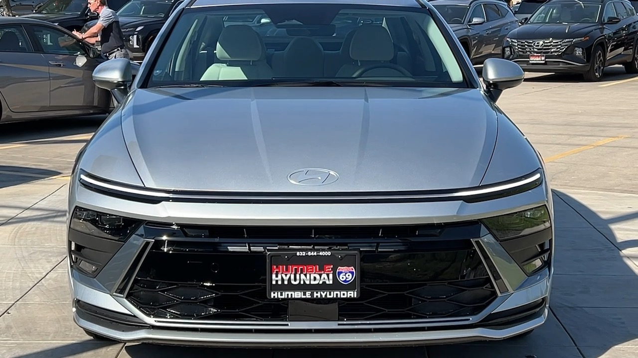 2025 Hyundai Sonata SE 8