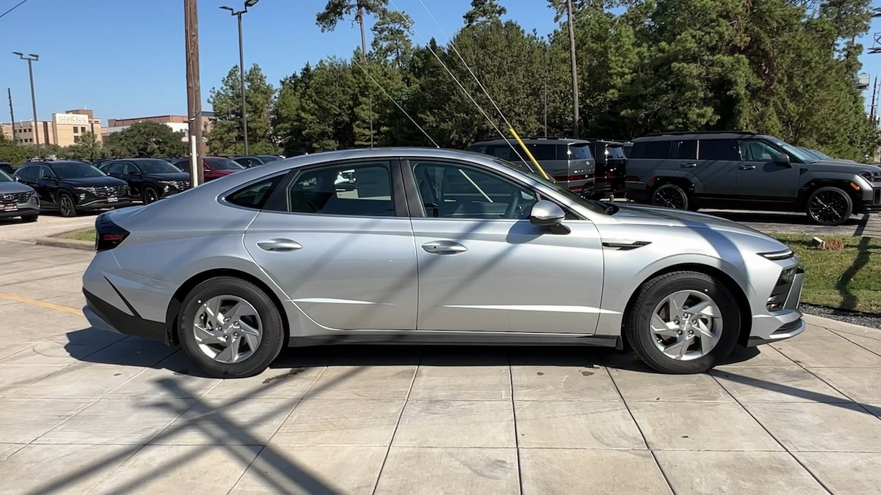 2025 Hyundai Sonata SE 14