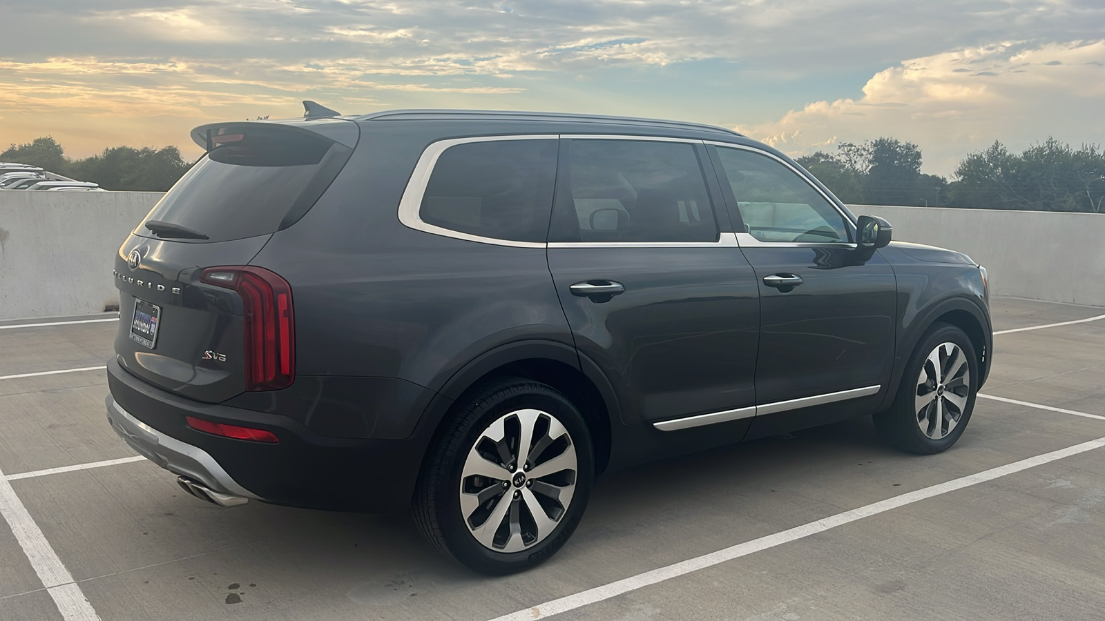 2020 Kia Telluride S 12