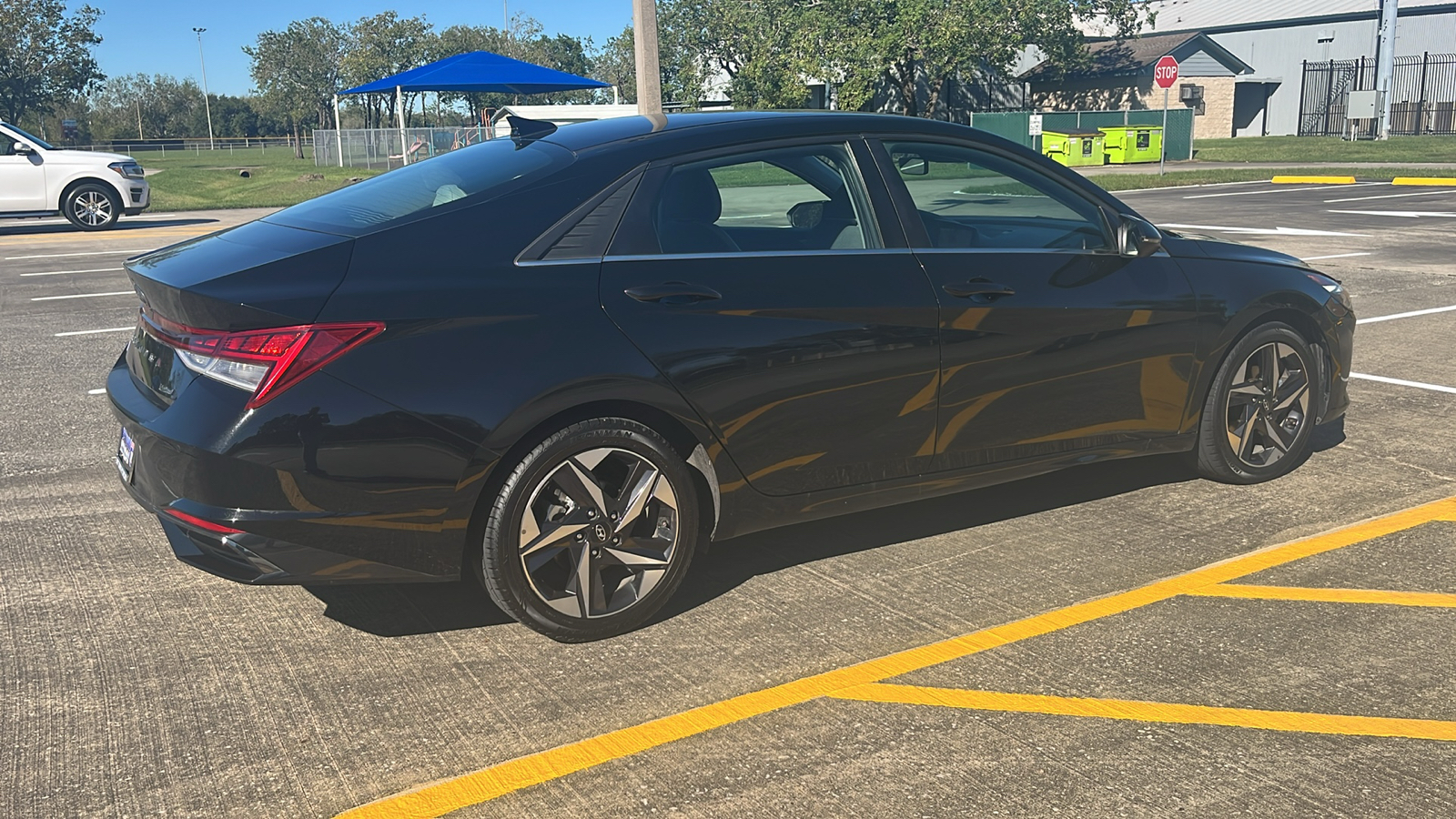 2021 Hyundai Elantra Limited 13