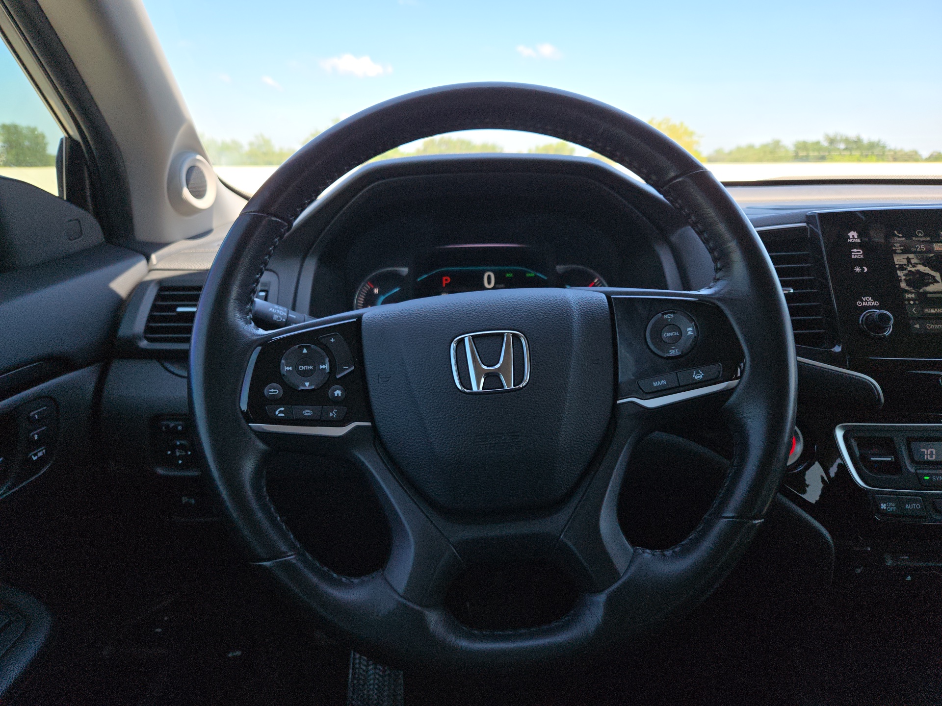 2019 Honda Pilot Touring 8-Passenger 25