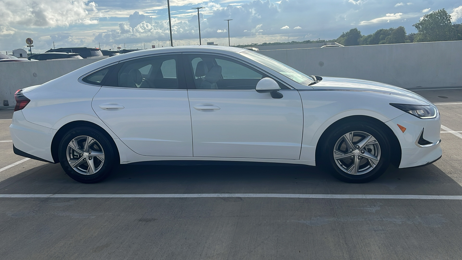 2020 Hyundai Sonata SE 13