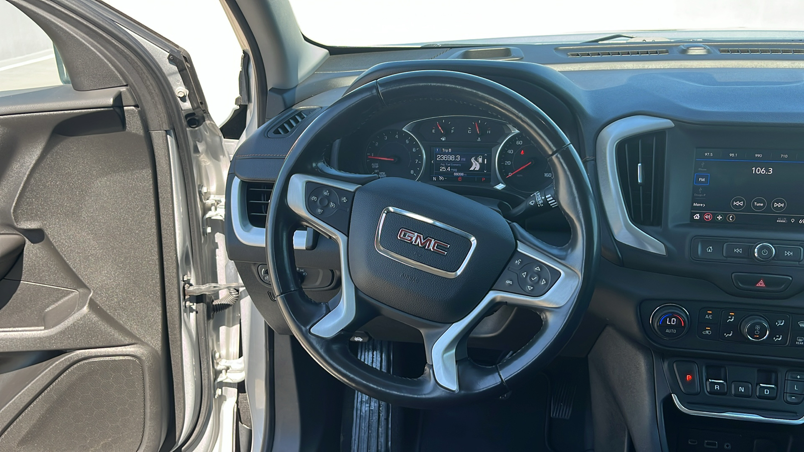 2020 GMC Terrain SLE 23