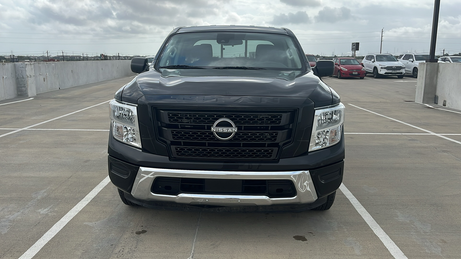 2023 Nissan Titan SV 7