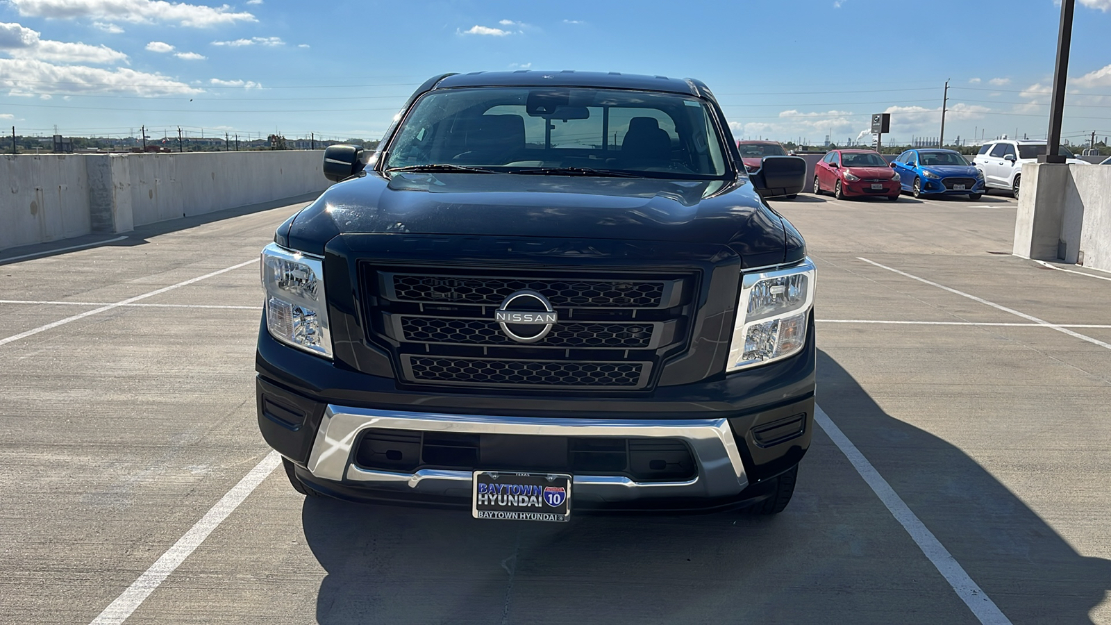 2023 Nissan Titan SV 6