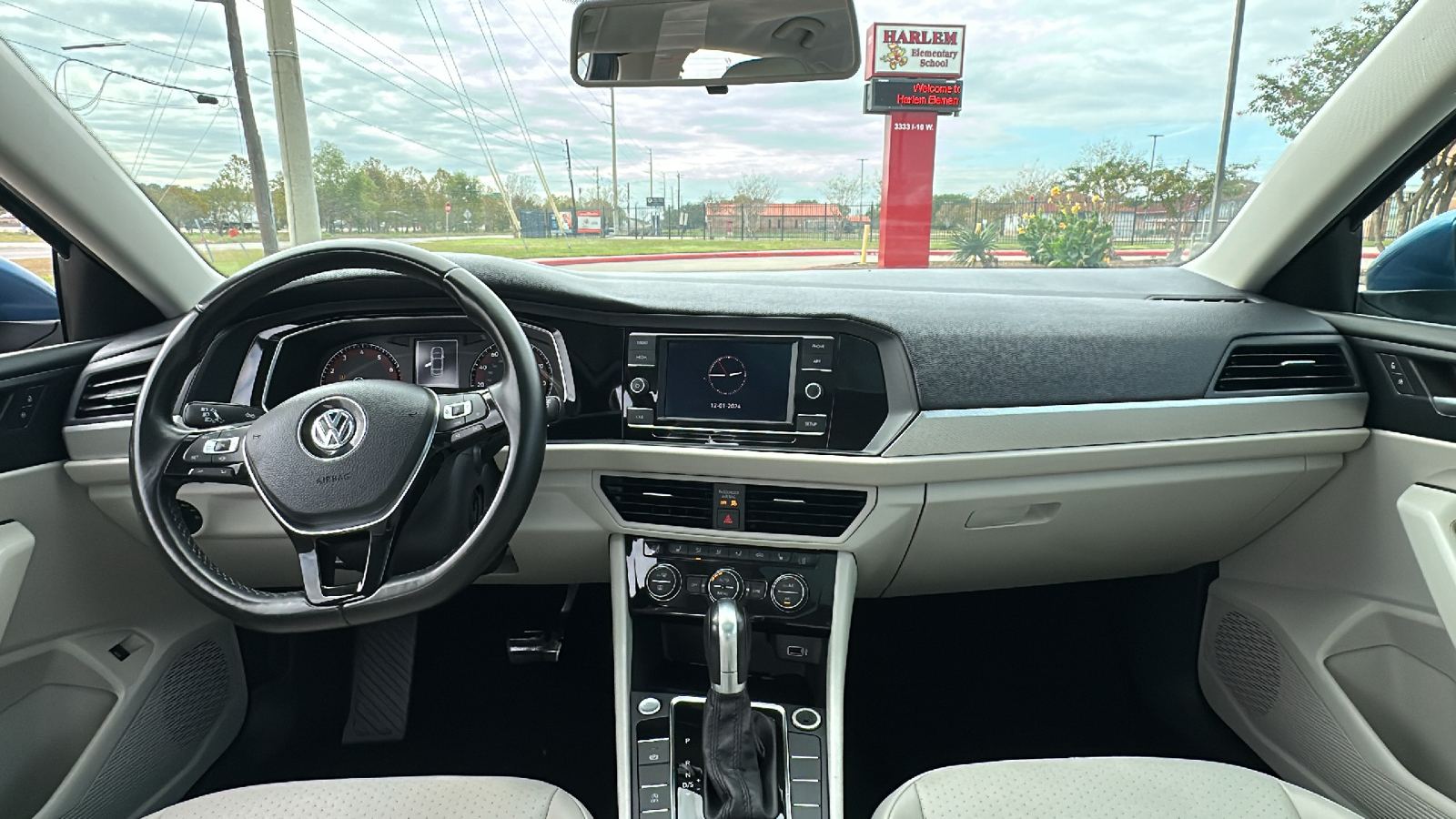 2019 Volkswagen Jetta 1.4T SE 17