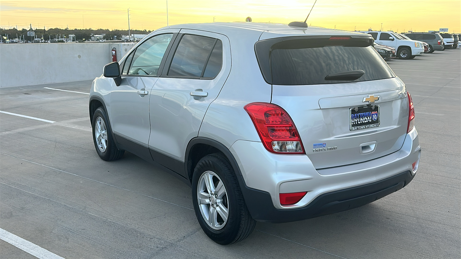 2020 Chevrolet Trax LS 8