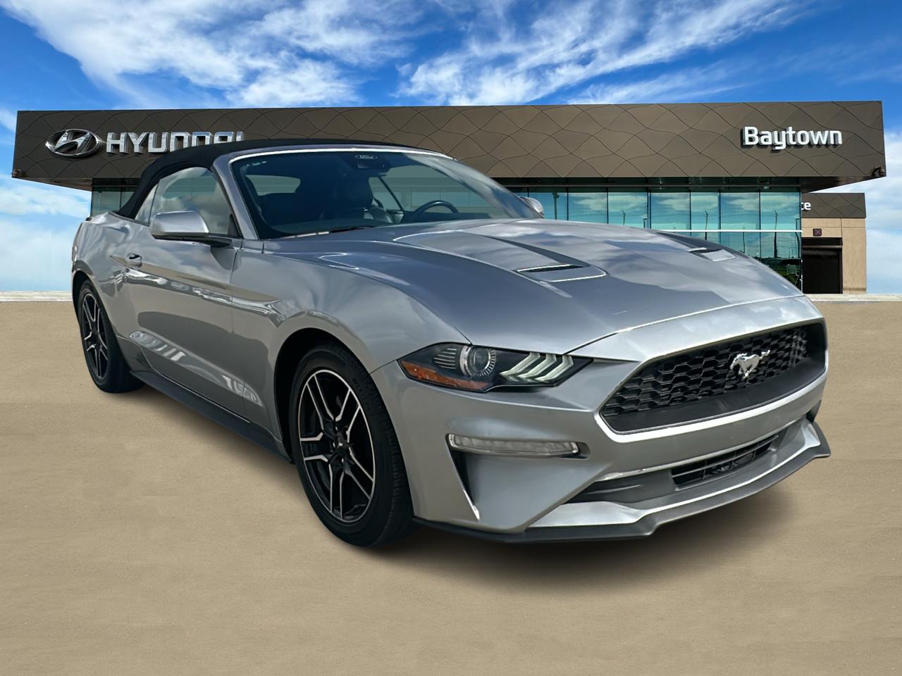 2022 Ford Mustang EcoBoost 1