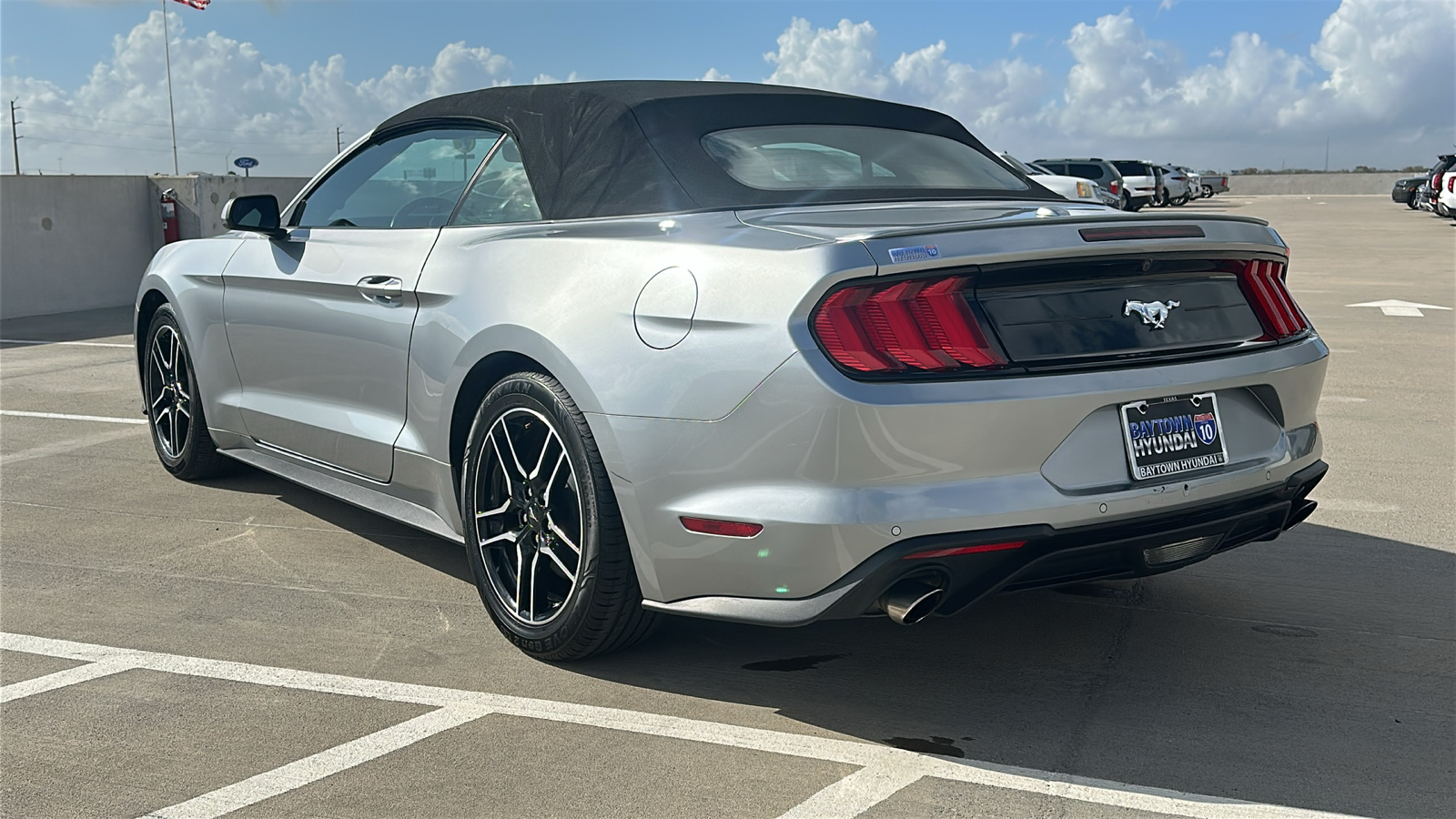 2022 Ford Mustang EcoBoost 9