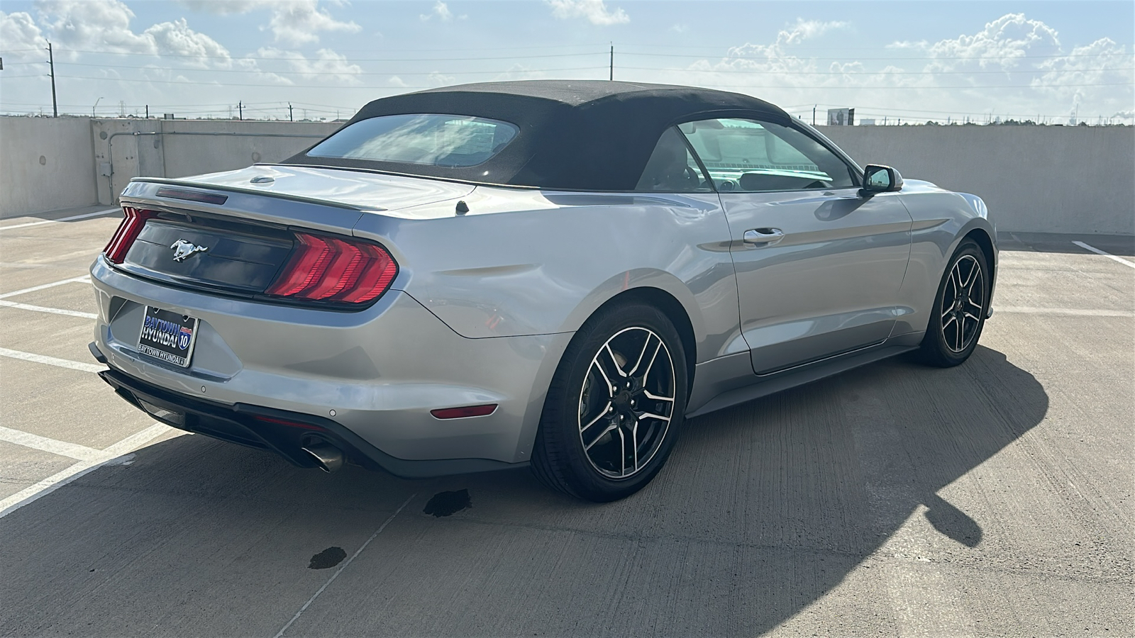 2022 Ford Mustang EcoBoost 11