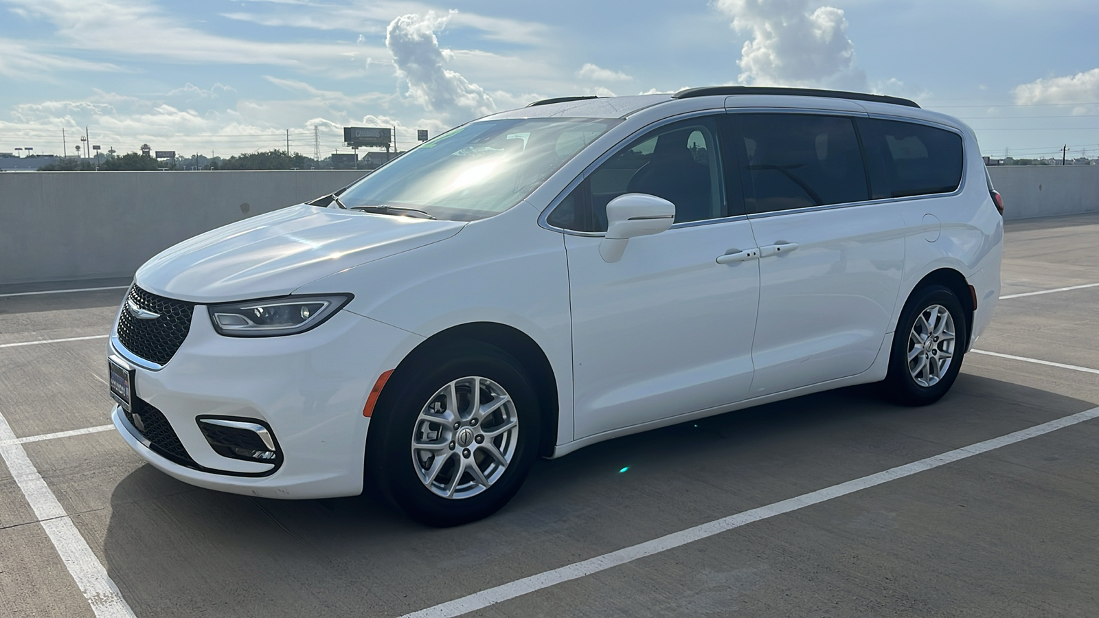 2022 Chrysler Pacifica Touring L 8