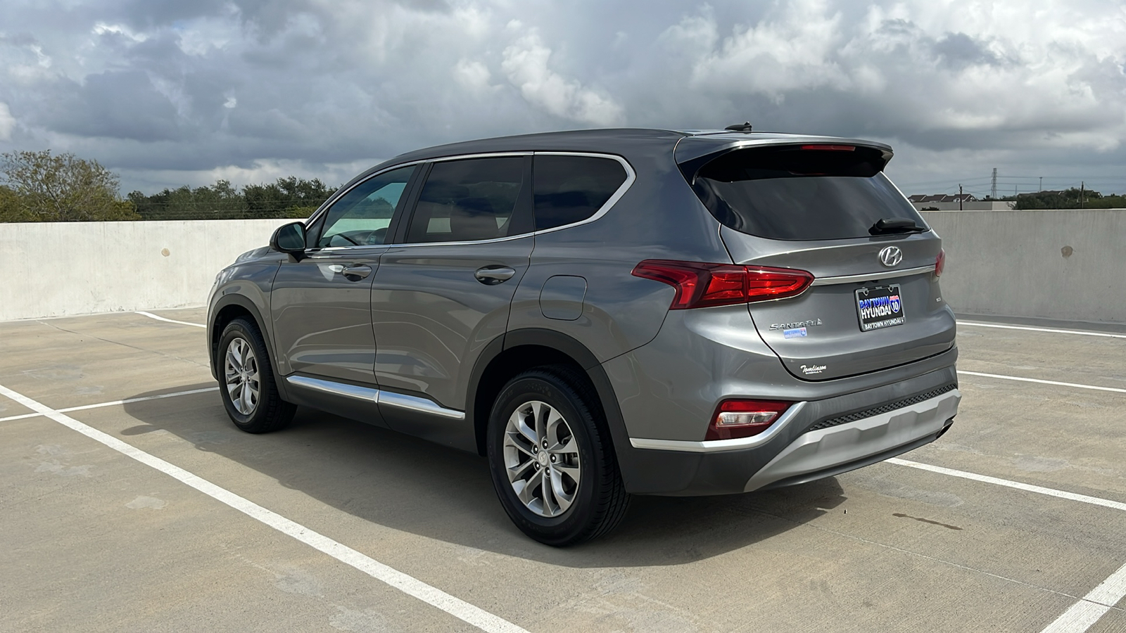 2020 Hyundai Santa Fe SE 9