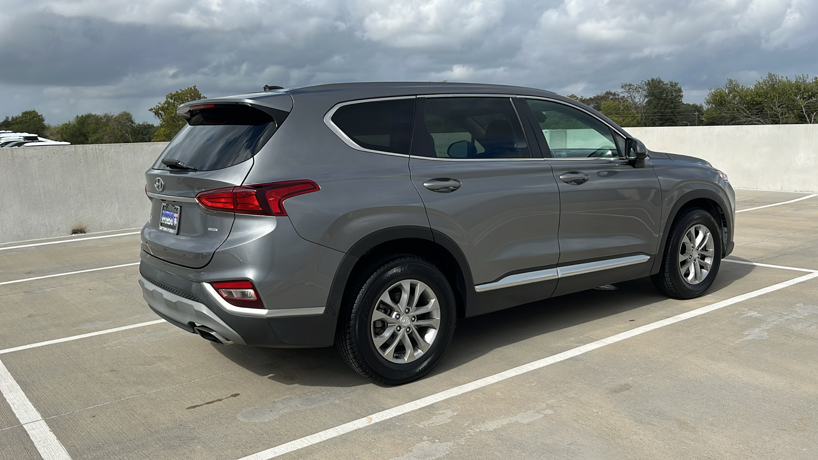 2020 Hyundai Santa Fe SE 11