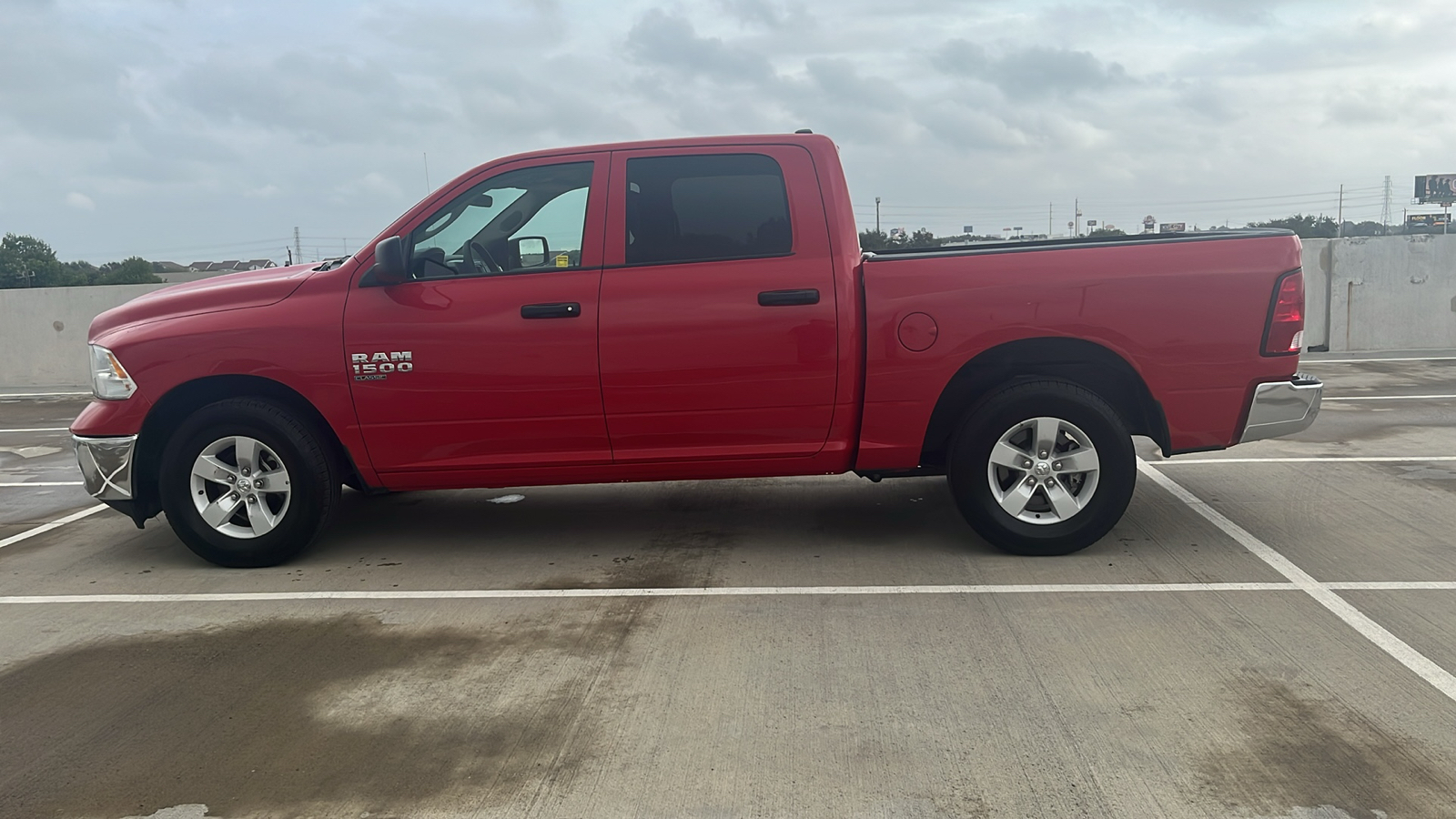 2022 Ram 1500 Classic SLT 8