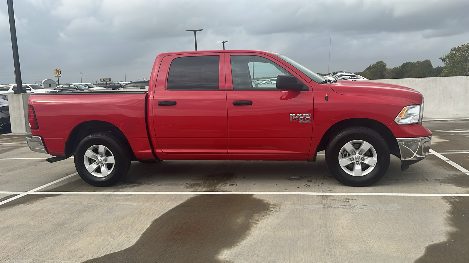 2022 Ram 1500 Classic SLT 12