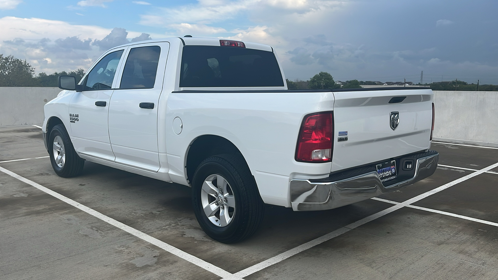 2022 Ram 1500 Classic SLT 9