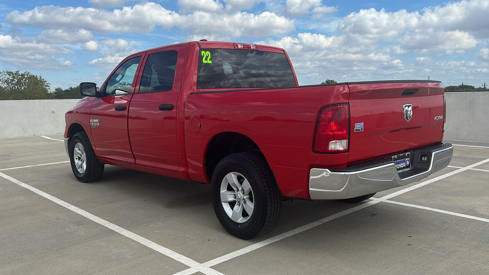 2022 Ram 1500 Classic SLT 9