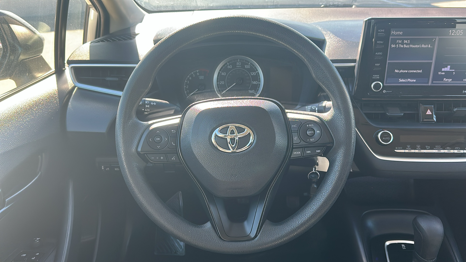 2022 Toyota Corolla LE 21