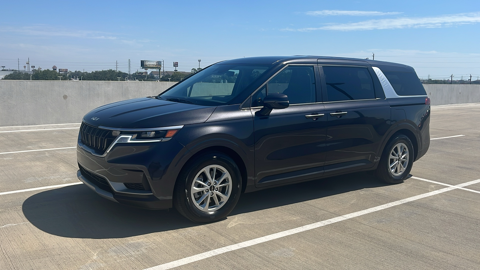 2023 Kia Carnival LX 8