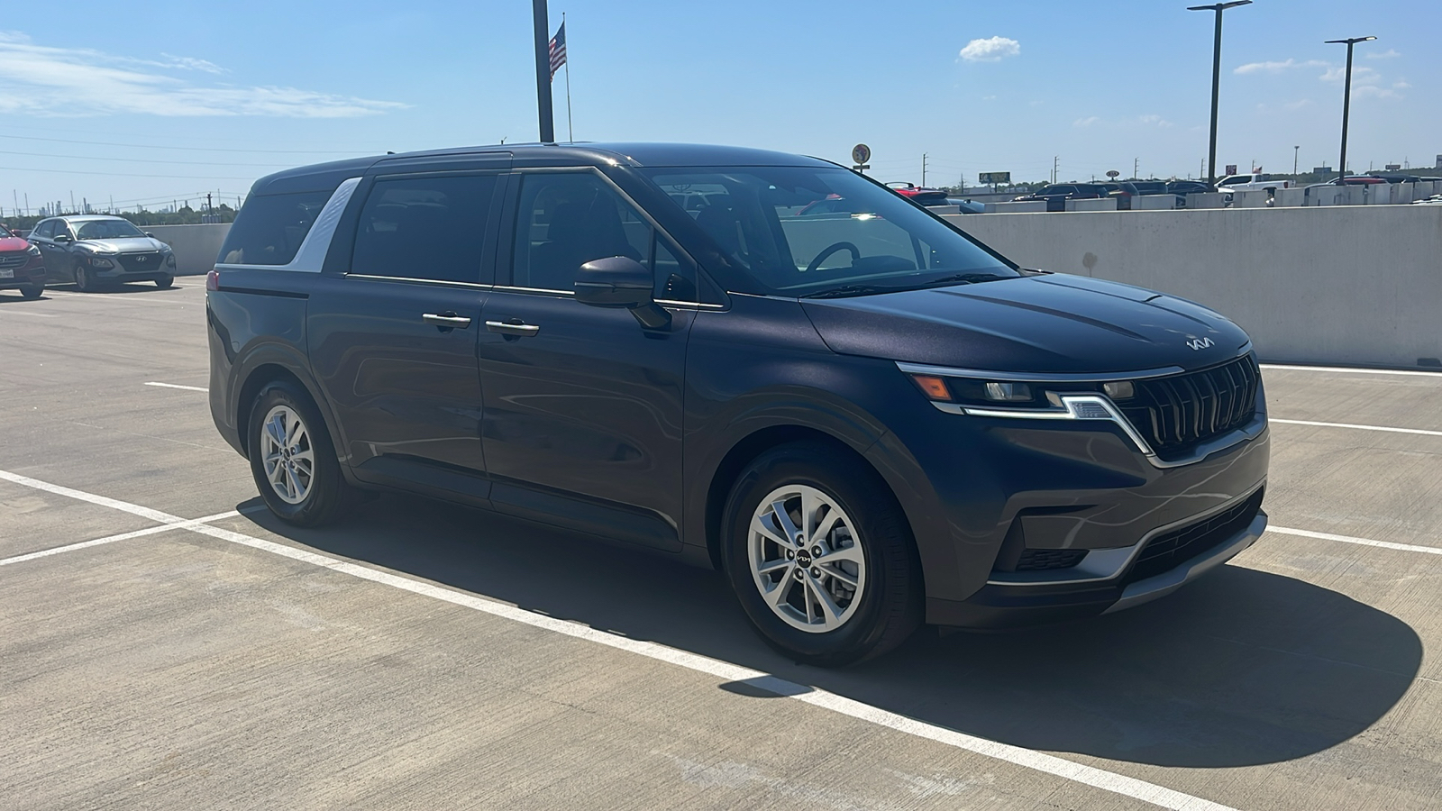 2023 Kia Carnival LX 14