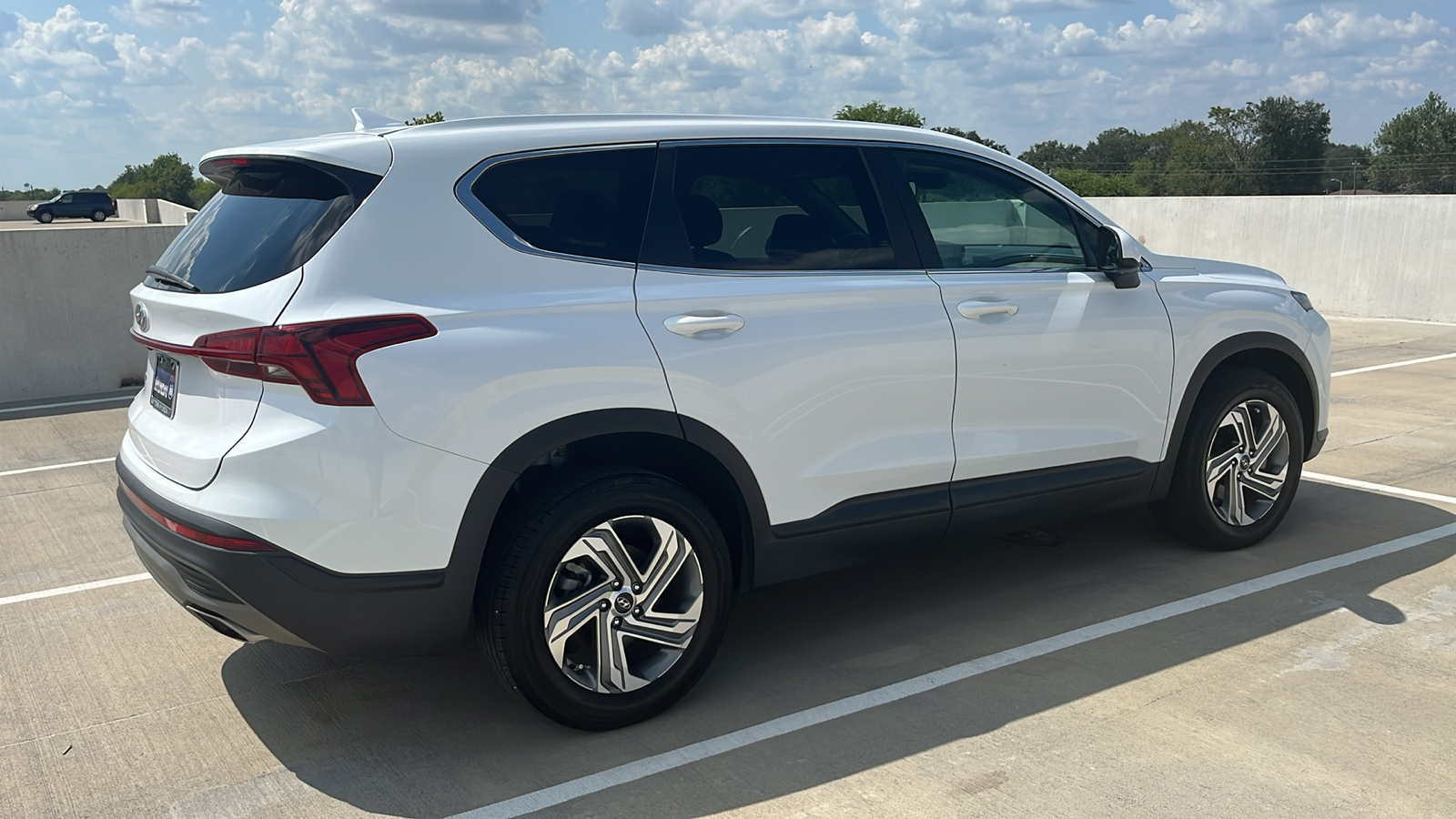 2021 Hyundai Santa Fe SE 12