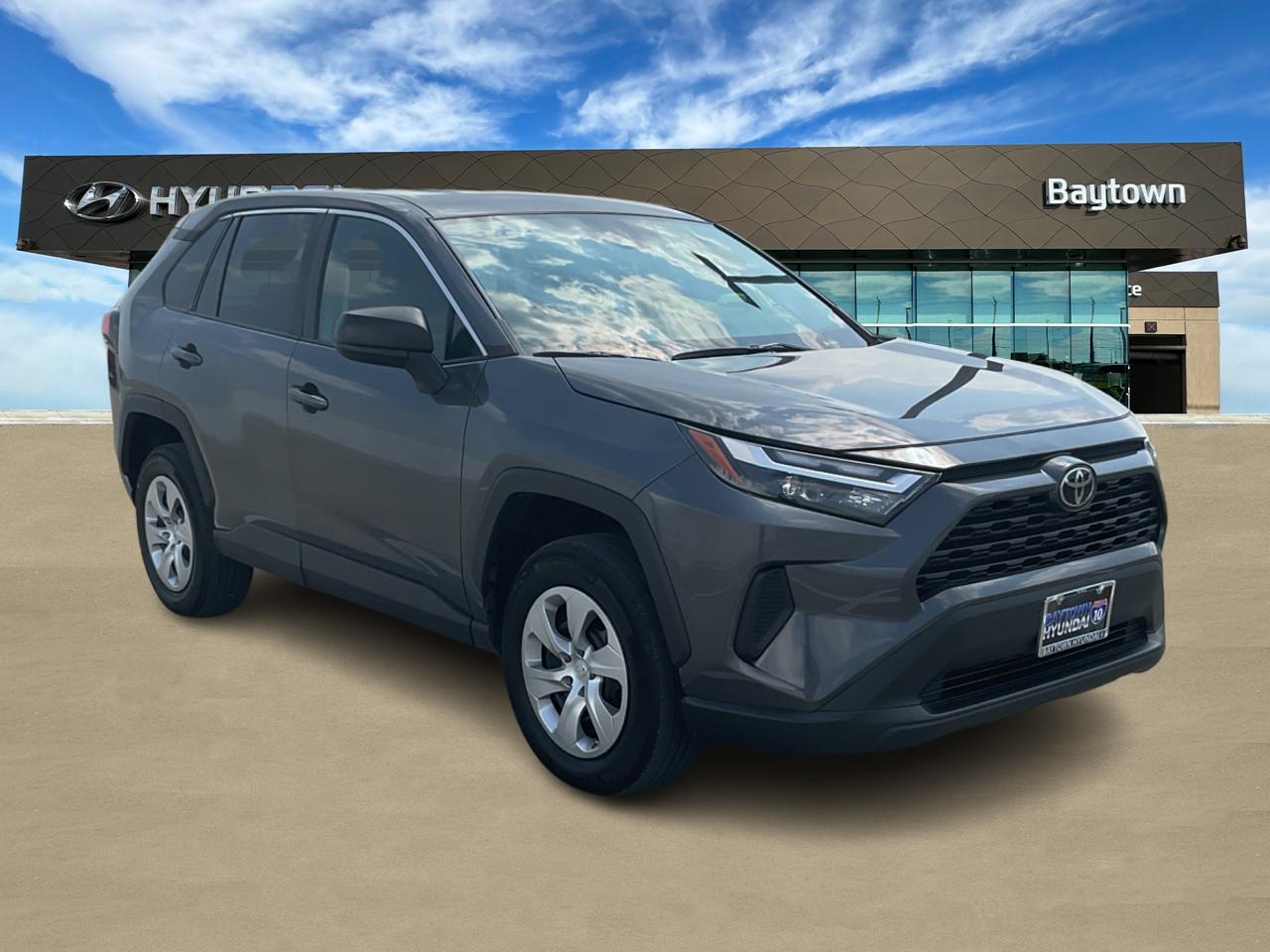 2023 Toyota RAV4 LE 1